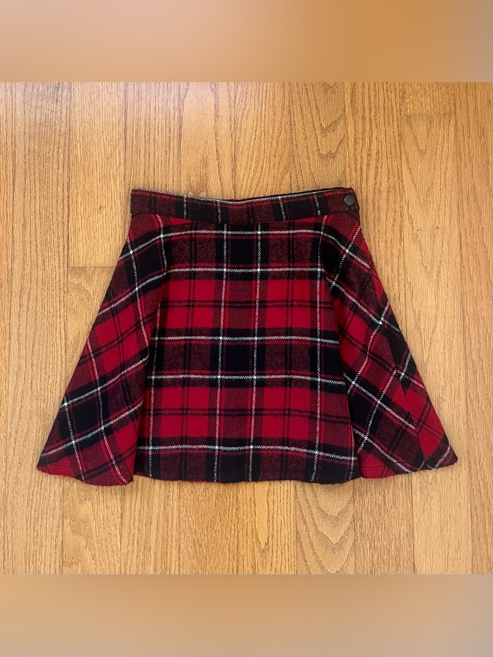 American Apparel red, black, and white plaid tartan a-line mini skirt in XS